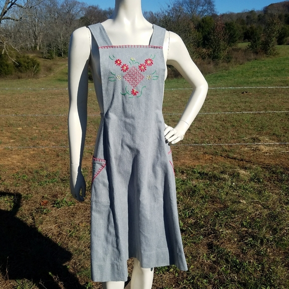 VTG Overall Dress Gray Floral Embroidered S M - Picture 2 of 12